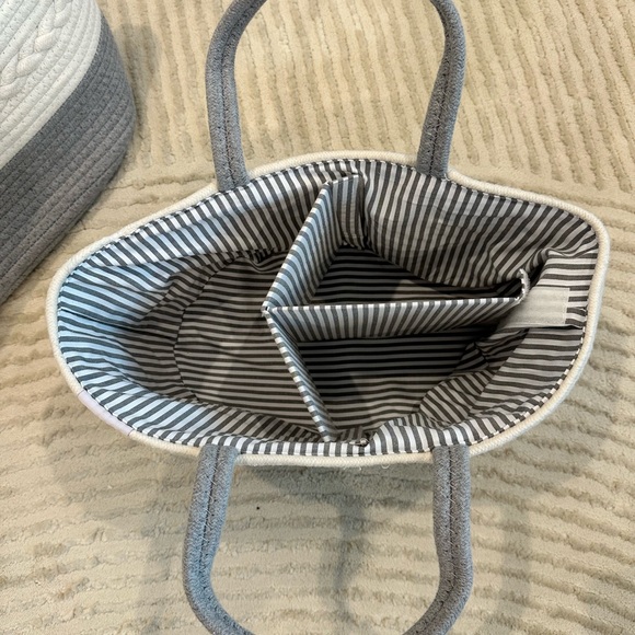 2 grey and cream, kiddy care baskets - Picture 2 of 4